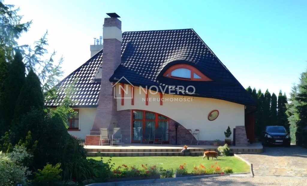 Zapraszam do obejrzenia domu 199 m² z zimowym ogrodem i prywatnym ogrodem Jarosław  198m2 Foto 1