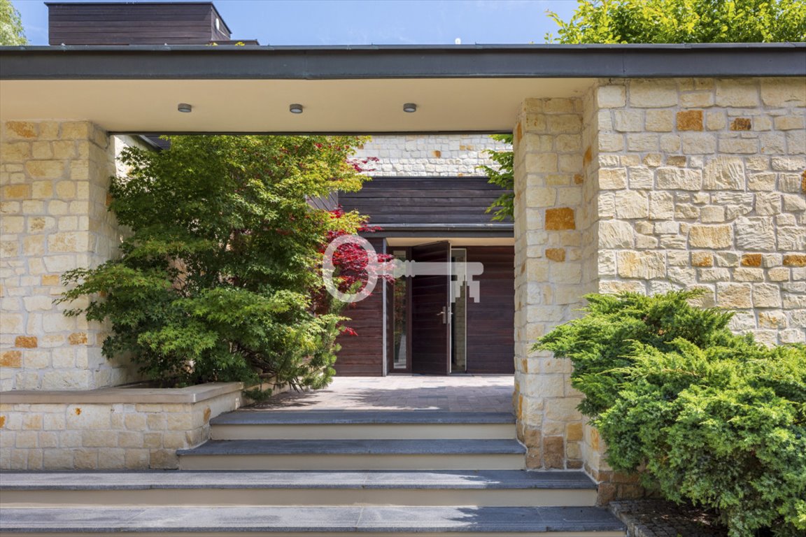 Dom na sprzedaż Laski  300m2 Foto 1