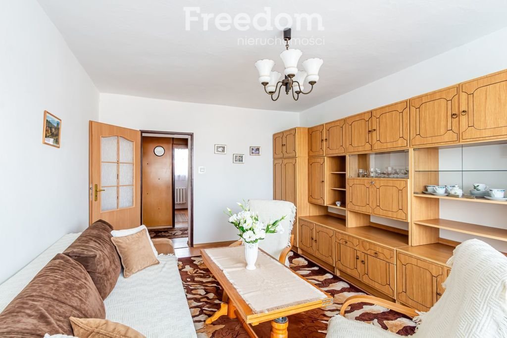 Mieszkanie trzypokojowe na sprzedaż Kołobrzeg, 1 Maja  56m2 Foto 1