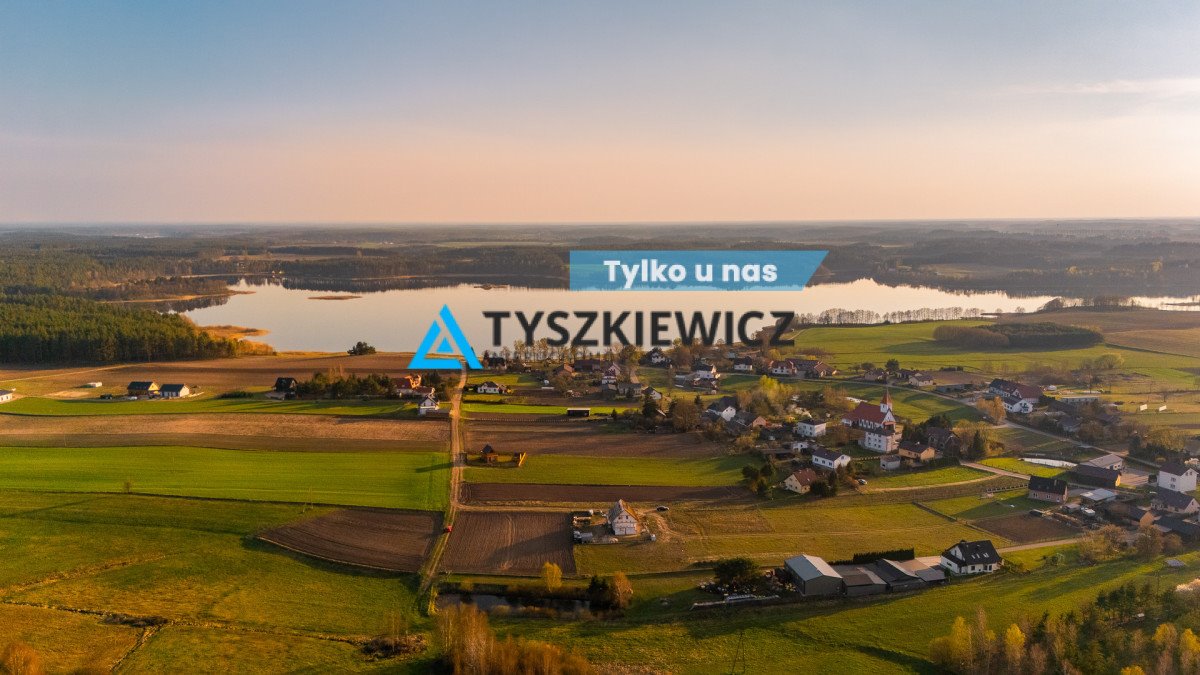 Działka rolna na sprzedaż Łąkie  892m2 Foto 1