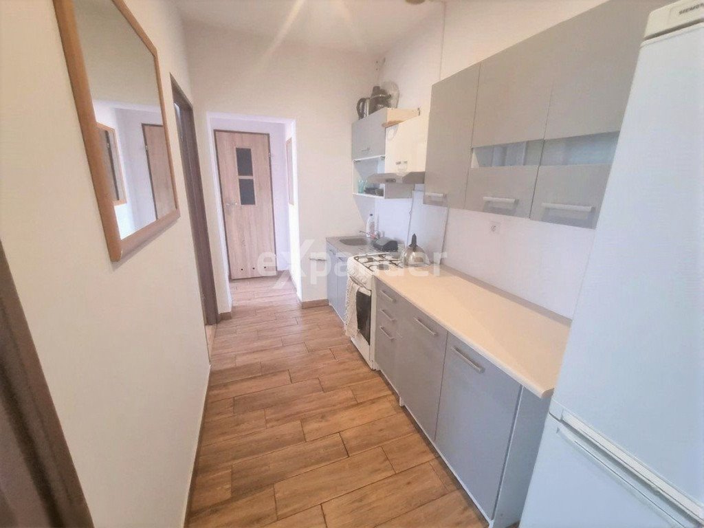 Mieszkanie trzypokojowe na sprzedaż Katowice, Załęże, Gliwicka  43m2 Foto 1