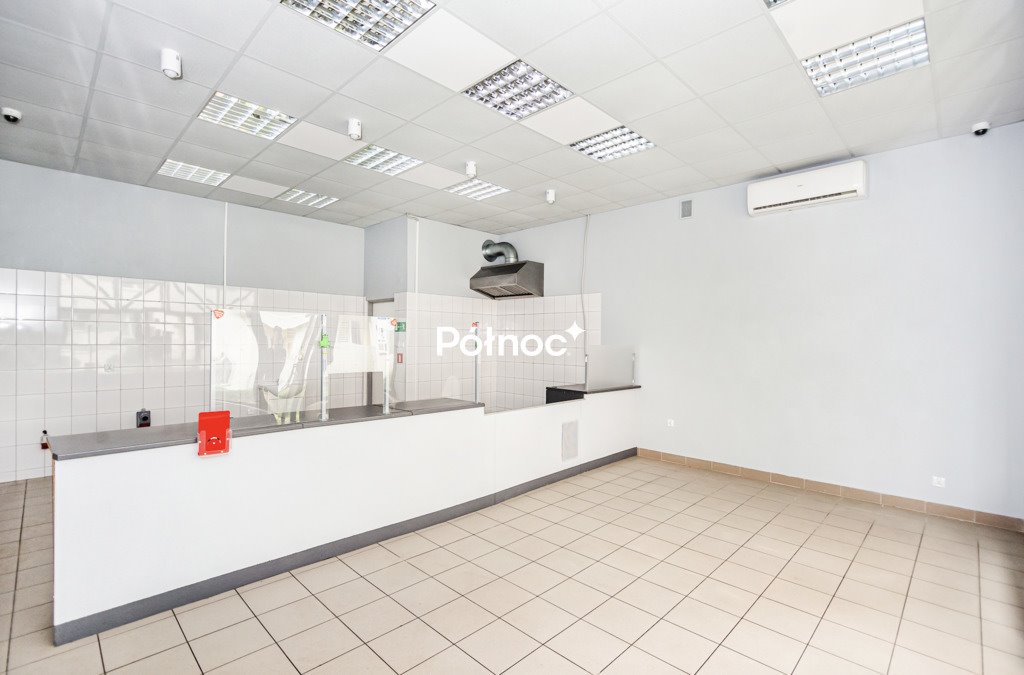 Wynajem lokalu 62,5 m2 na Mydlicach - idealny pod usługi. Dąbrowa Górnicza, Stefana Żeromskiego  63m2 Foto 1