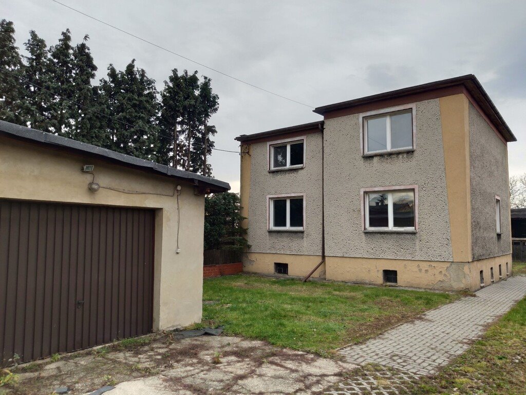Dom do remontu z garażem i 6 pokojami w Rudzińcu Rudziniec  150m2 Foto 1
