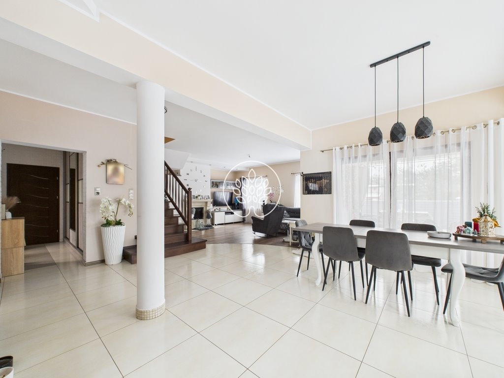 Przestronny dom 295 m² z ogrodem i tarasem w Fordonie Bydgoszcz, Fordon  295m2 Foto 1