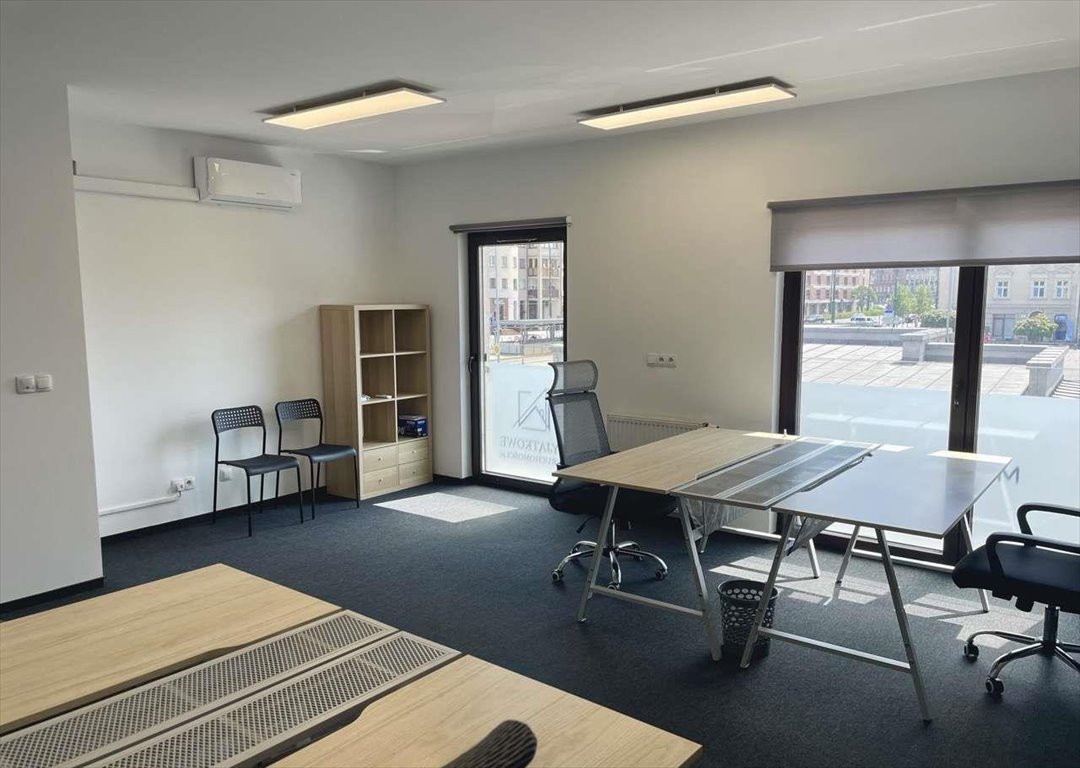 Nowoczesne biuro 67 m2 z klimatyzacją przy Pl. Bohaterów Getta Kraków, Podgórze, Plac Bohaterów Getta  67m2 Foto 1