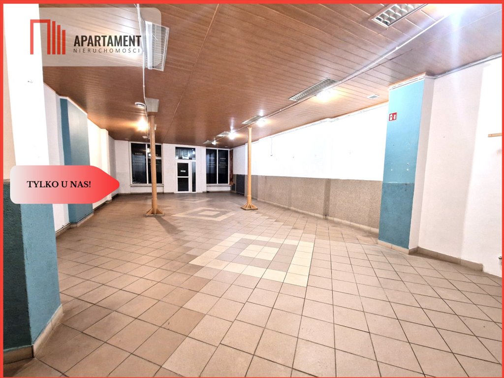 Przestronny lokal 297 m2 w centrum Tucholi z dużymi witrynami Tuchola  298m2 Foto 1