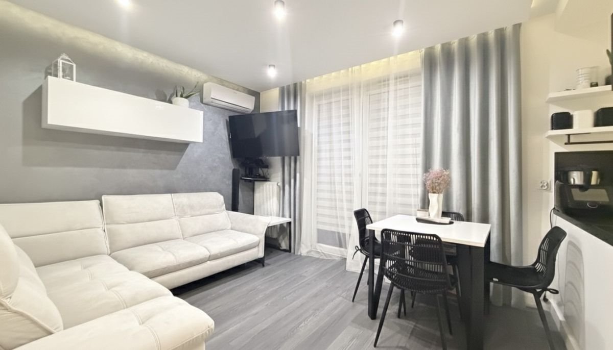 Mieszkanie trzypokojowe na sprzedaż Rzeszów, Lucjana Siemieńskiego  47m2 Foto 1