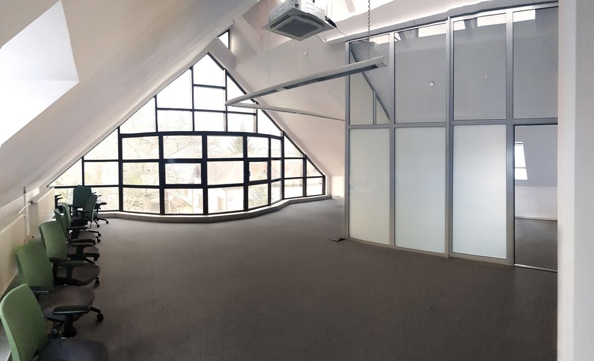 Nowoczesne biuro open-space 76 m2 z dużymi oknami i widokiem Warszawa, Praga-Południe Gocławek  76m2 Foto 1