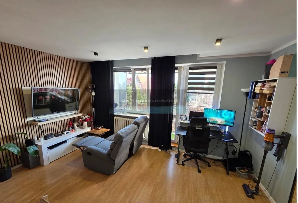 Sprzedam jasną kawalerkę 31 m² z balkonem w Legionowie Legionowo, Marysieńki  31m2 Foto 1