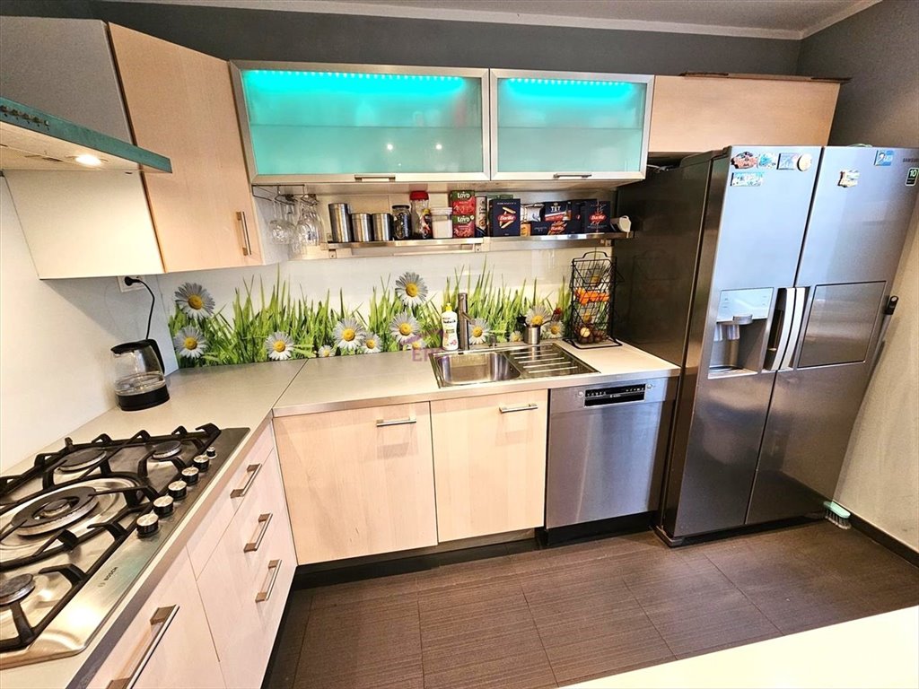 Do sprzedania przestronne 2-pokojowe mieszkanie z balkonem i wyposażeniem Katowice, Zadole, Gdańska  56m2 Foto 1