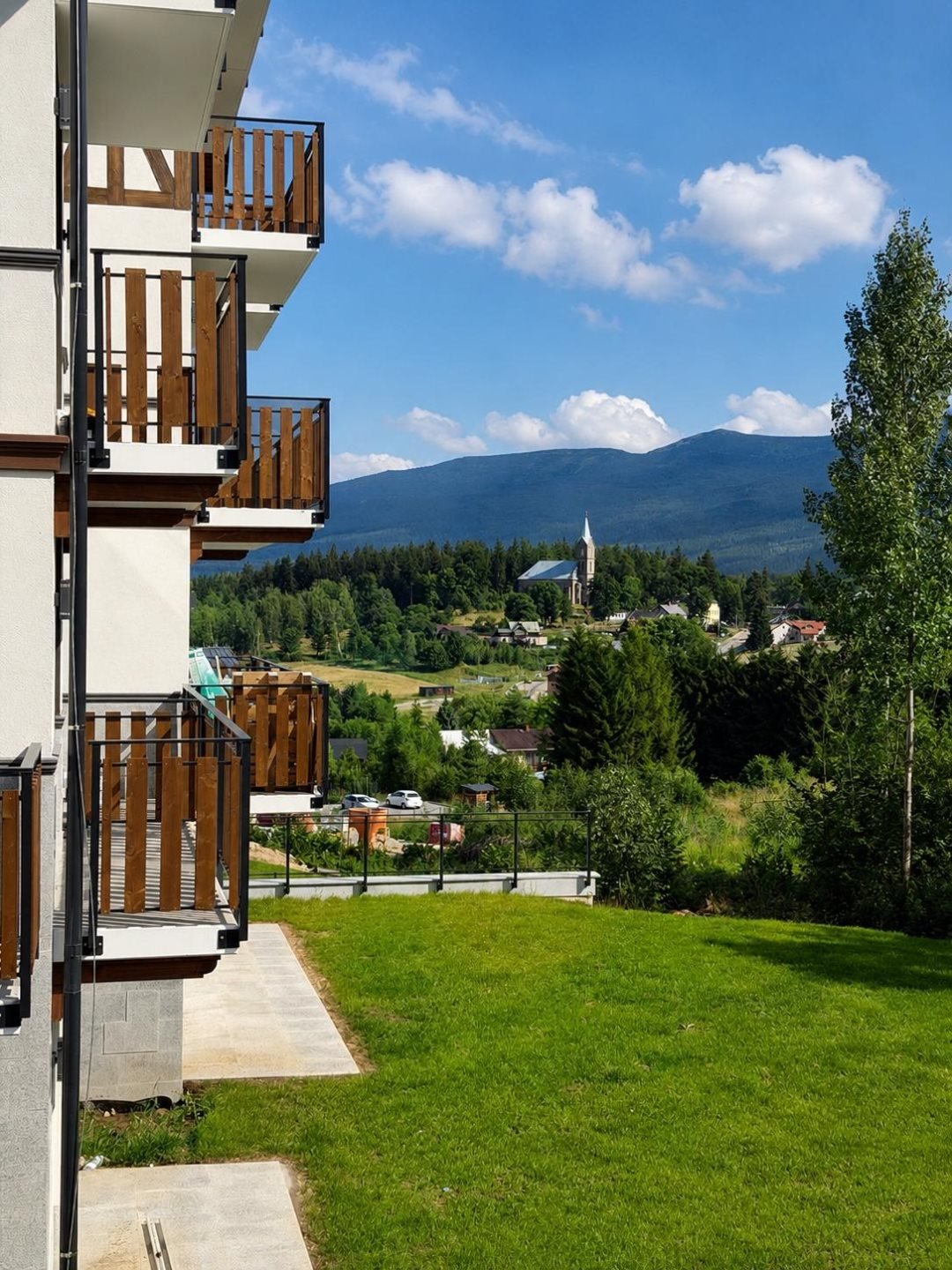 Do sprzedania 37 m² w Dolinie Szczęścia z widokiem na Karkonosze Szklarska Poręba  37m2 Foto 1