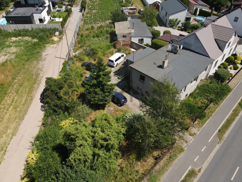 Przestronna działka 2357 m² z budynkiem 120 m² - potencjał Kościan  2 357m2 Foto 1