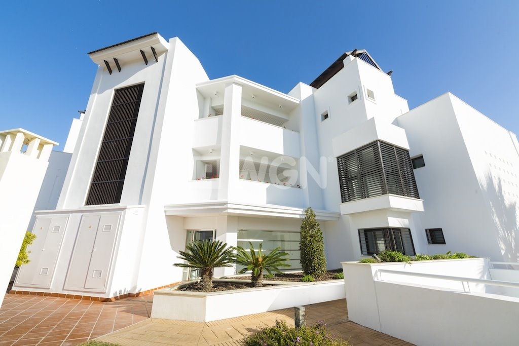 Mieszkanie trzypokojowe na sprzedaż Hiszpania, Costa del Sol, Estepona, Casares, Casares Playa  102m2 Foto 3