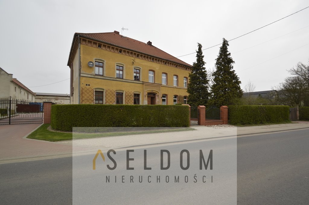 Dom na sprzedaż Bartoszów  190m2 Foto 1