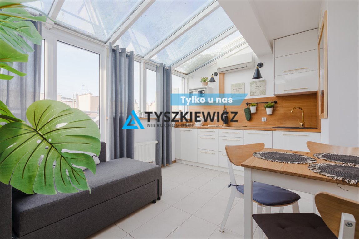 Nowoczesne 35m2 z tarasem, klimatyzacją i świetną lokalizacją Gdynia, Śródmieście, Antoniego Abrahama  36m2 Foto 1