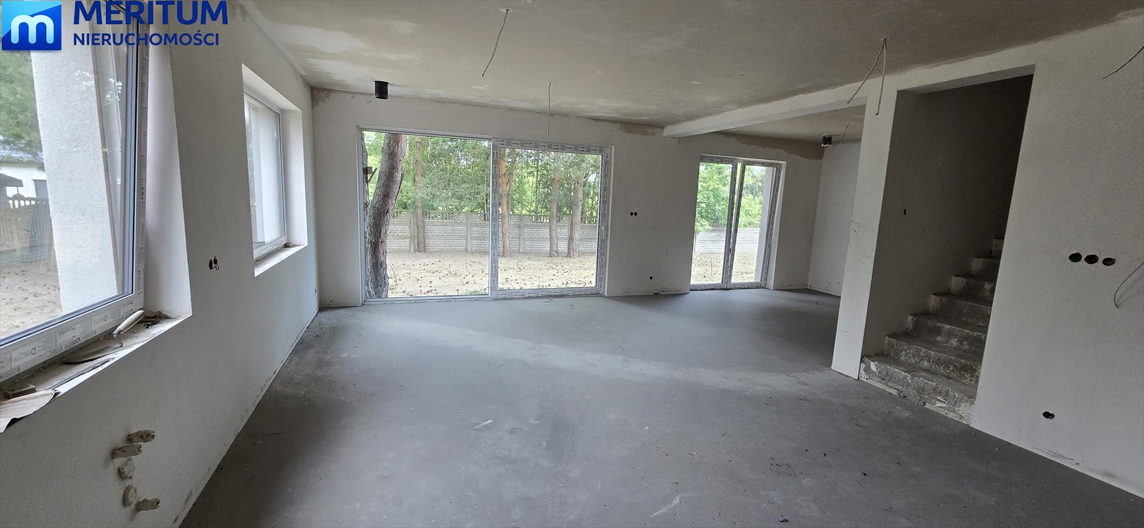 Przestronny dom bliźniak z tarasem, ogrzewaniem podłogowym i pompą ciepła Osowiec  143m2 Foto 1