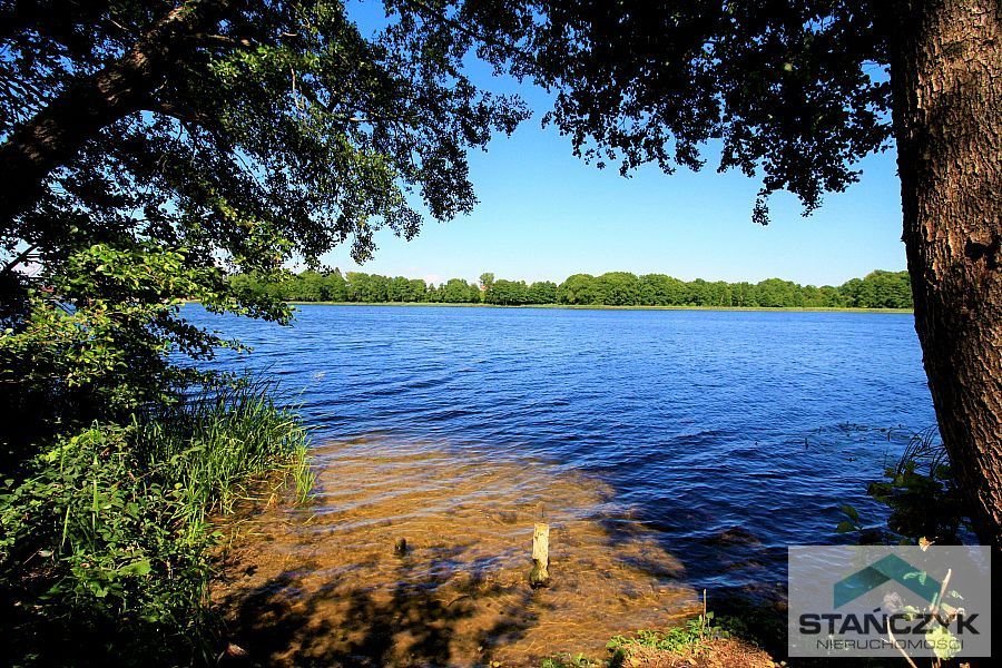 Działka nad jeziorem z mediami (1095 m²) w Golczewie Golczewo  1 095m2 Foto 1