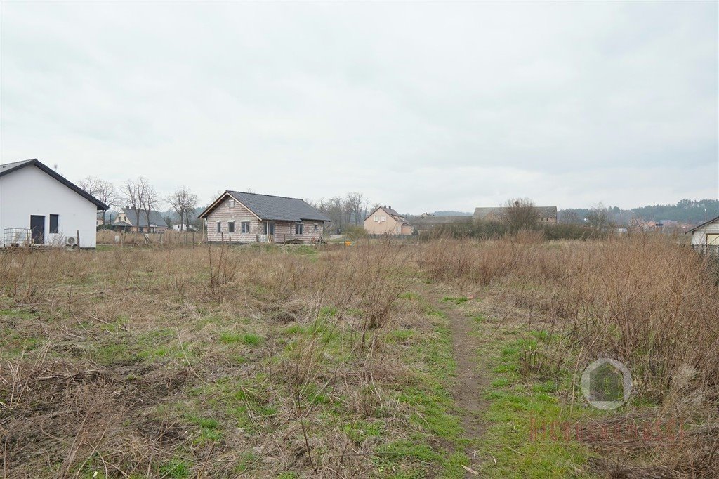 Działka budowlana 1185 m² z mediami i warunkami zabudowy Łupowo  1 185m2 Foto 1