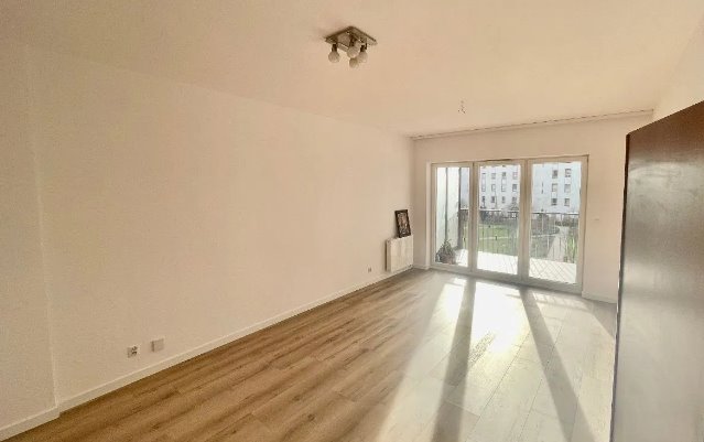 Wynajem 4-pokojowego lokalu na Woli z loggią i parkingiem Warszawa, Wola, Banderii 4  100m2 Foto 1