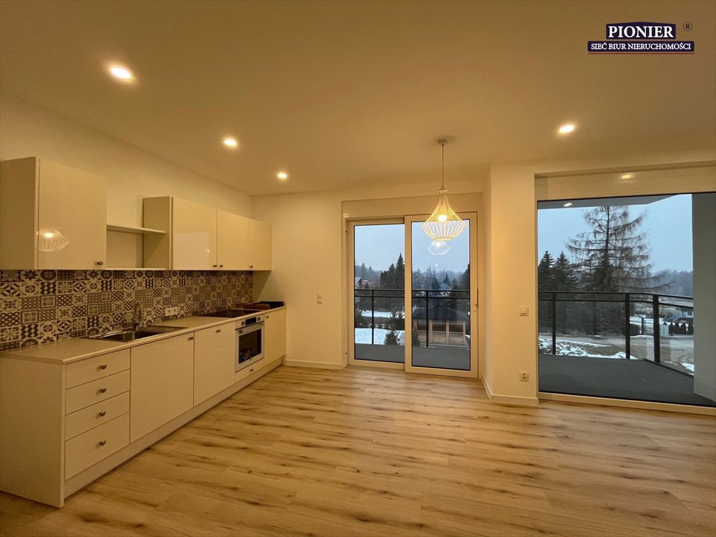 Przestronny apartament 60 m² z 2 balkonami w Ustroniu Ustroń  60m2 Foto 1