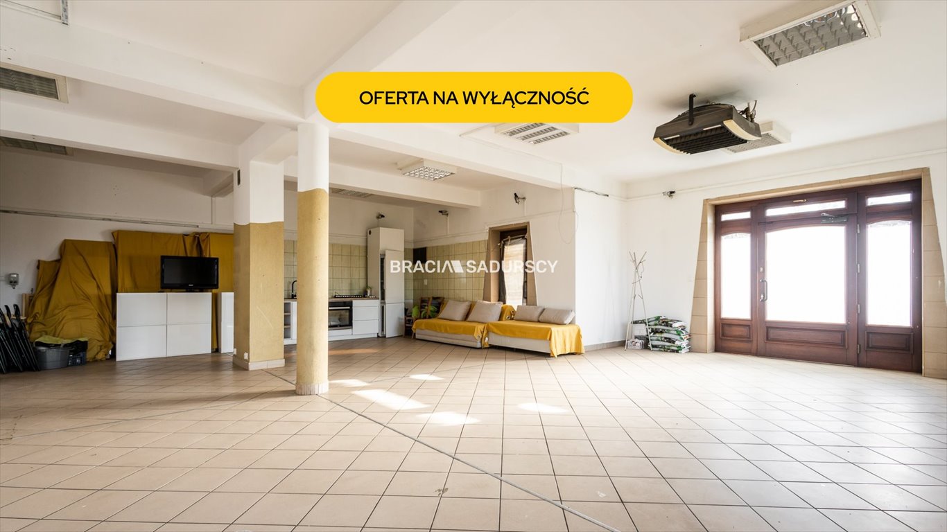 Lokal usługowy 100 m² z parkingiem w Radziszowie polecam! Radziszów, Zawodzie  100m2 Foto 1
