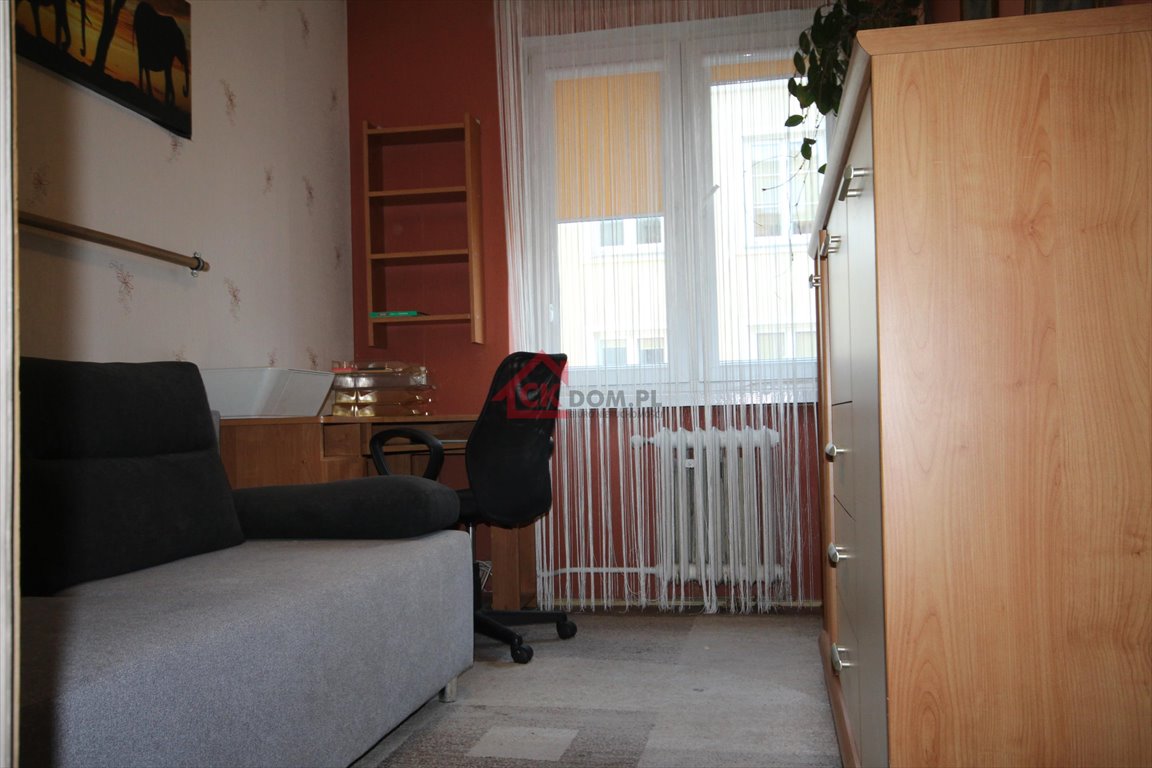 Mieszkanie trzypokojowe na wynajem Kielce, Centrum, Żeromskiego  52m2 Foto 4