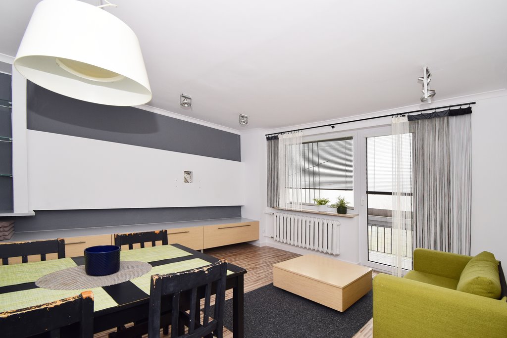 Przestronne 3 pokoje z balkonem, jasne, odświeżone! Gliwice, Trynek, Szarych Szeregów  48m2 Foto 1