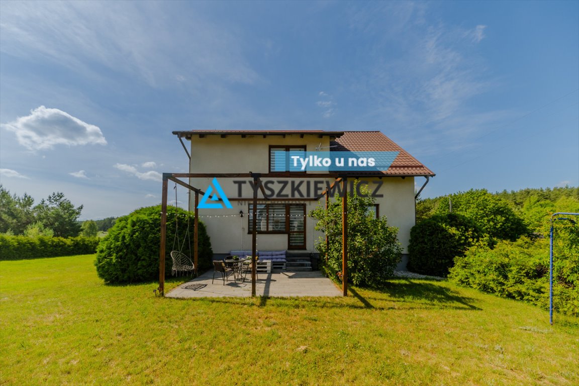 Przytulny dom z dużym ogrodem i garażem, 220 m2 Stężyca, Daleka  220m2 Foto 1
