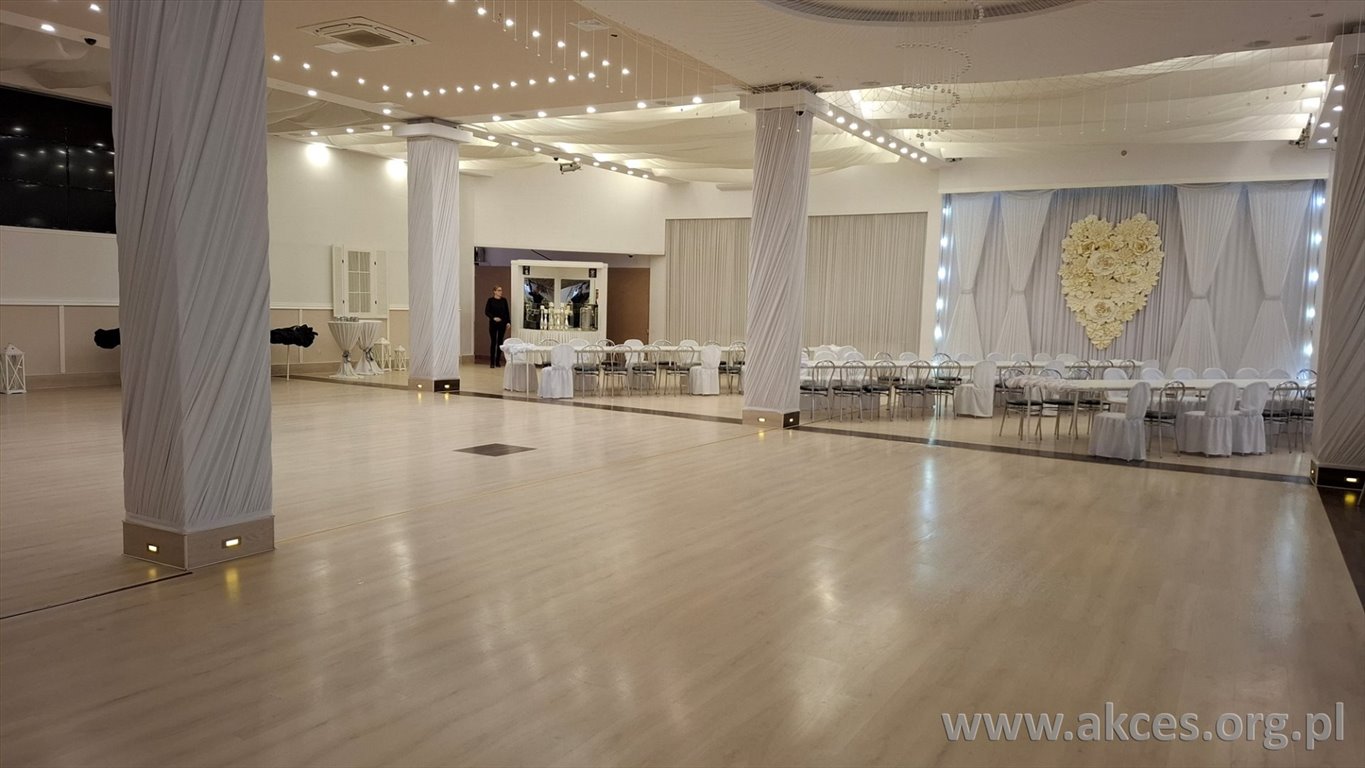 Lokal użytkowy na sprzedaż Kobyłka, Grabicz  2 000m2 Foto 1