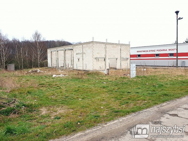 Na sprzedaż warsztat 182 m² z zapleczem w Mostach Mosty, Centrum  182m2 Foto 1
