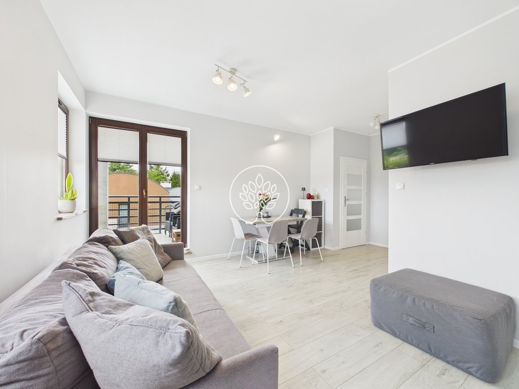 Zapraszam do mieszkania 42,51 m² z tarasem i garderobą w centrum Niemczy Niemcz, ks. Henryka Mrossa  43m2 Foto 1