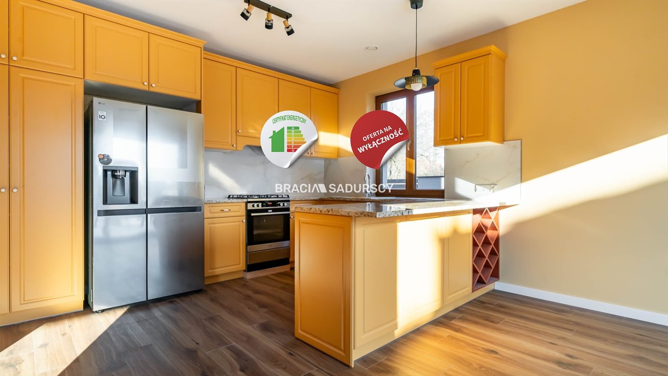 Nowoczesny dom 220 m² z ogrzewaniem podłogowym i alarmem Modlniczka, Modlniczka, Modlniczka, Palmowa  251m2 Foto 1