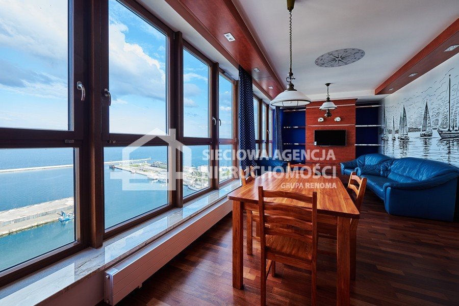 Luksusowy apartament z widokiem na morze, 86 m2, Gdynia Gdynia, Śródmieście, A. Hryniewickiego  86m2 Foto 1