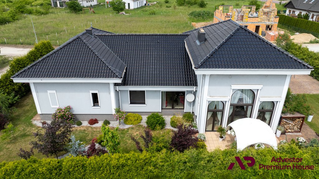 Ekskluzywny dom 306 m² z indywidualnym stylem i prywatnym ogrodem Lusówko  307m2 Foto 1