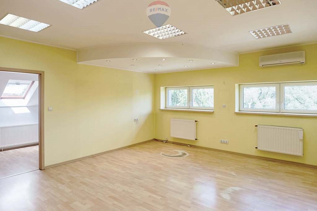 Lokal użytkowy na wynajem Cieszyn  601m2 Foto 12