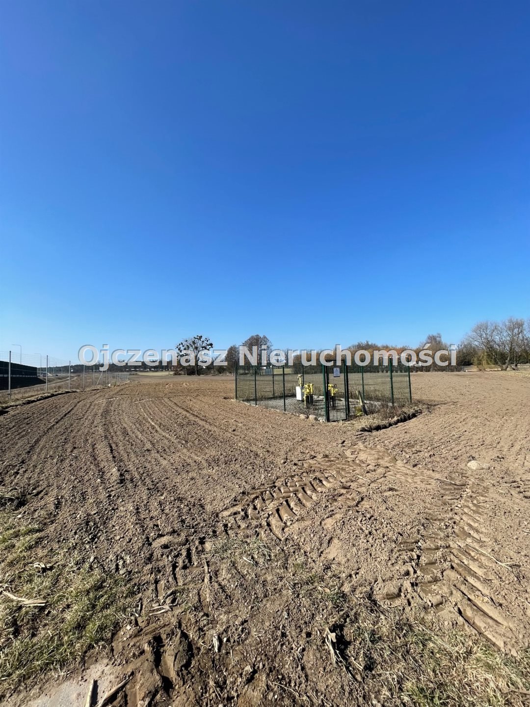 Działka 9821 m² z warunkami zabudowy przy S5 (magazyn, biuro) Dobrcz  9 821m2 Foto 1