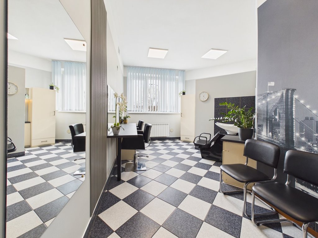Gotowy salon fryzjerski 20,4 m² z wyposażeniem od zaraz Białystok, Piasta, Mieszka I  20m2 Foto 1