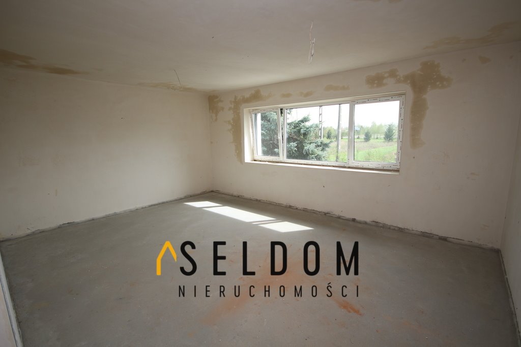 Mieszkanie trzypokojowe na sprzedaż Posada  98m2 Foto 1