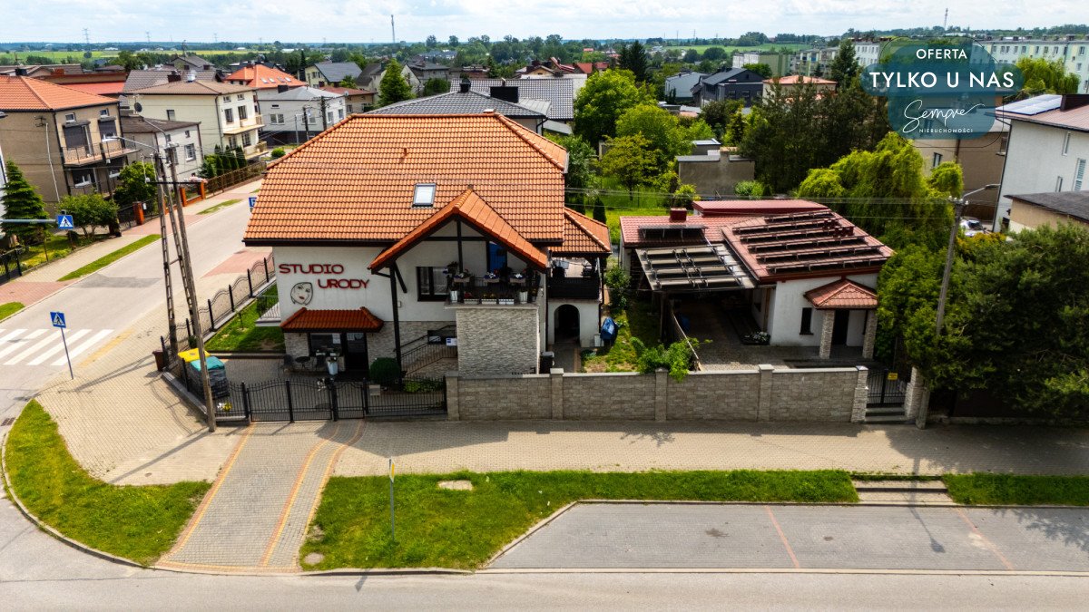 Nowoczesna rezydencja 244 m² z możliwością podziału na dwa mieszkania Brzeziny, Różana  244m2 Foto 1