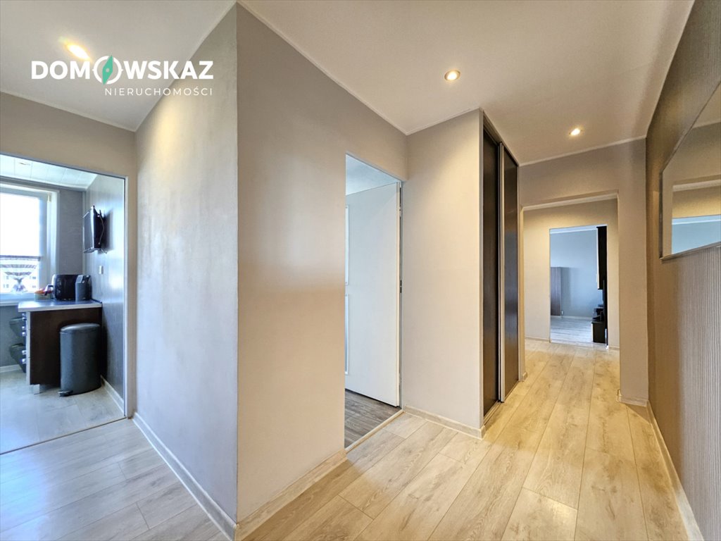 Mieszkanie trzypokojowe na sprzedaż Świętochłowice, Świętokrzyska  63m2 Foto 1
