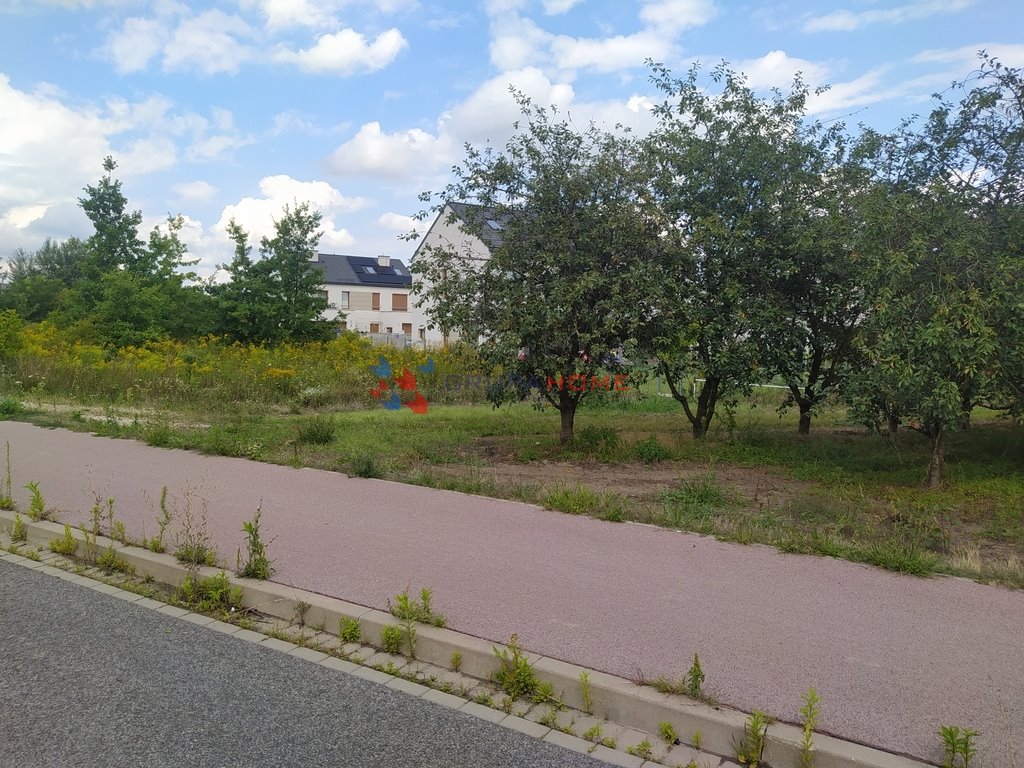 Działka inwestycyjno-budowlana 18 000 m² z mediami i planem Tarczyn  39 147m2 Foto 1