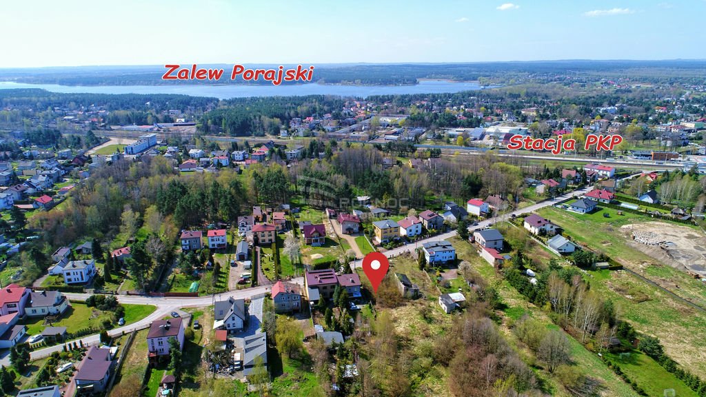 Działka pod dom z oczkiem wodnym, media, blisko PKP Poraj, Chorońska  2 509m2 Foto 1