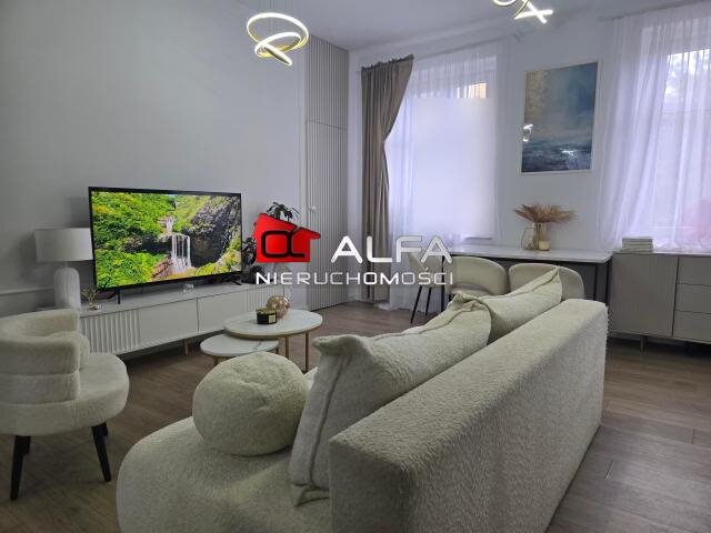 Mieszkanie dwupokojowe na sprzedaż Świebodzice, Świebodzice  37m2 Foto 1