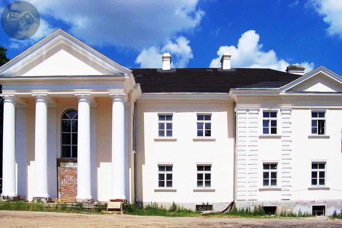 Ekskluzywny pałac z 19 wieku na sprzedaż – 1569 m2 Falborz  1 570m2 Foto 1