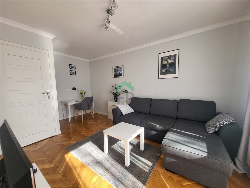 Dwustronne 48 m2 w Śródmieściu z balkonem i piwnicą Częstochowa, Śródmieście  48m2 Foto 1