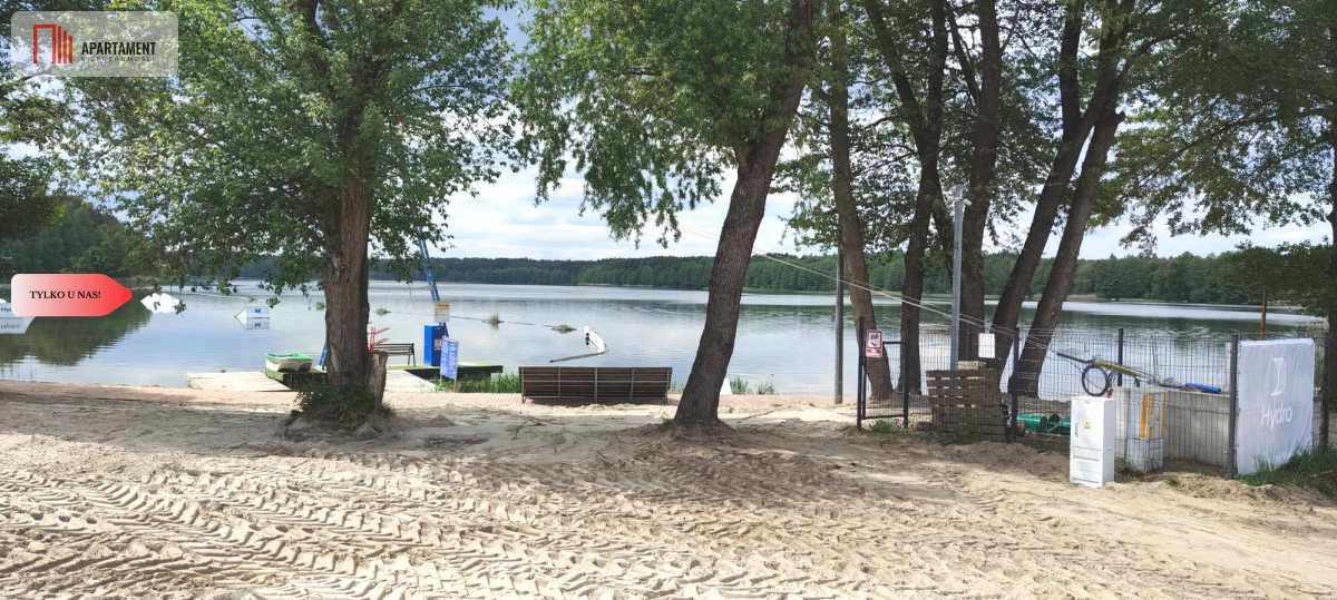 Działka narożna przy jeziorze w Sarczu, 2840 m² Sarcz  2 838m2 Foto 1