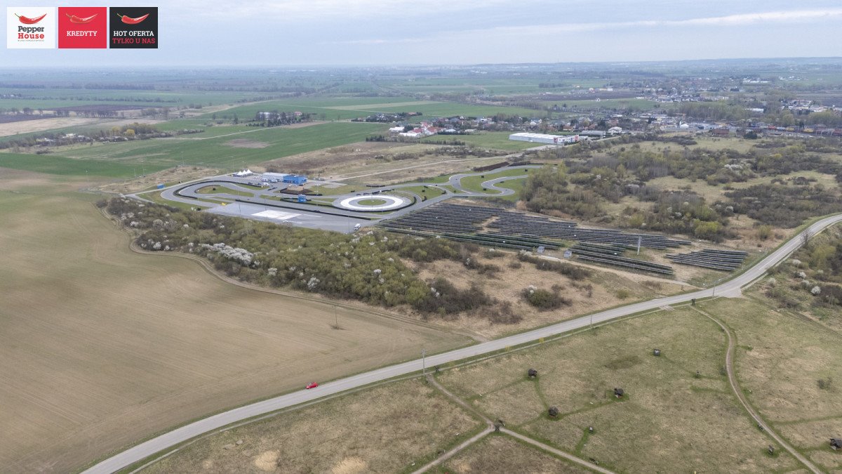 Działka inwestycyjna 56 300 m² pod przemysł i usługi - polecam! Pszczółki  56 300m2 Foto 1