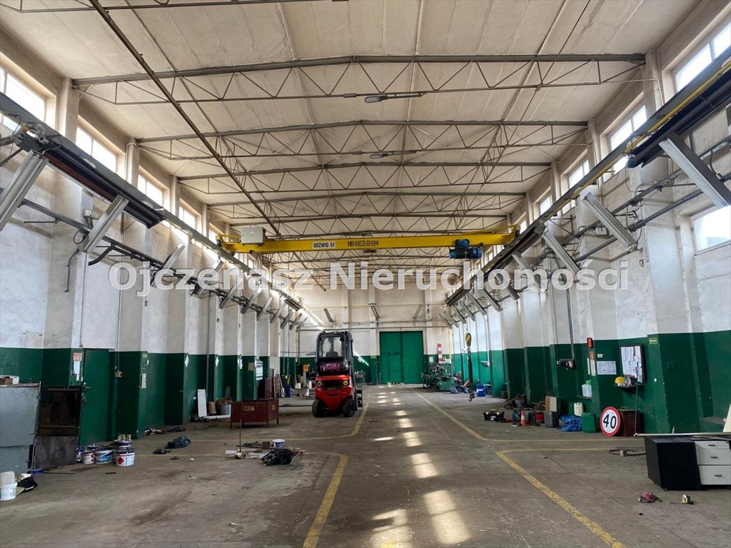 Polecam halę 950 m² z biurem, garażami i suwnicą Bydgoszcz, Brdyujście  950m2 Foto 1