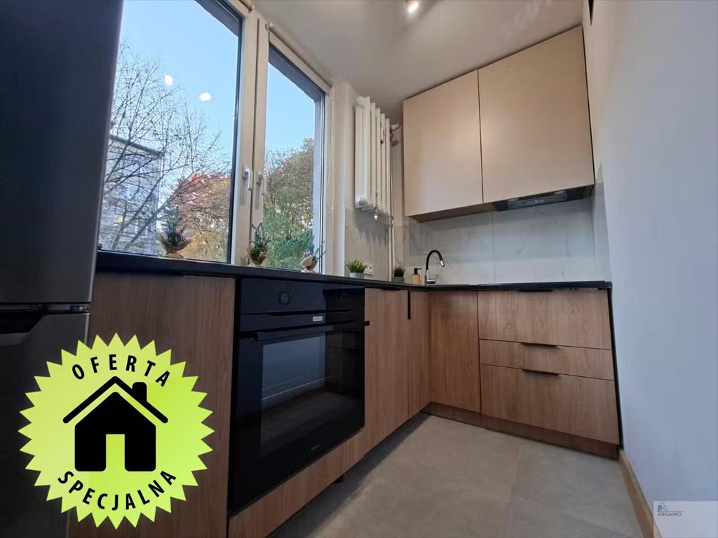 Mieszkanie trzypokojowe na wynajem Katowice, Ligocka  48m2 Foto 1