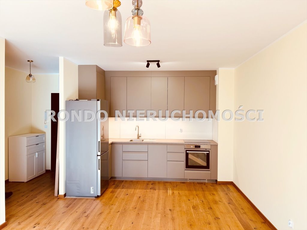 Mieszkanie dwupokojowe na wynajem Wrocław, Fabryczna, Złotniki  48m2 Foto 1